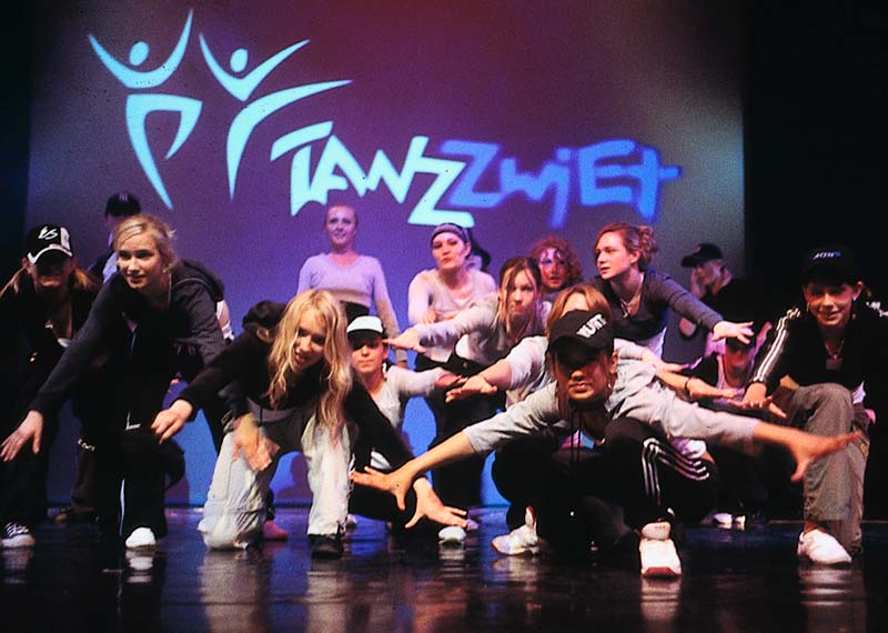 Jugendliche tanzen Hip Hop in der Show